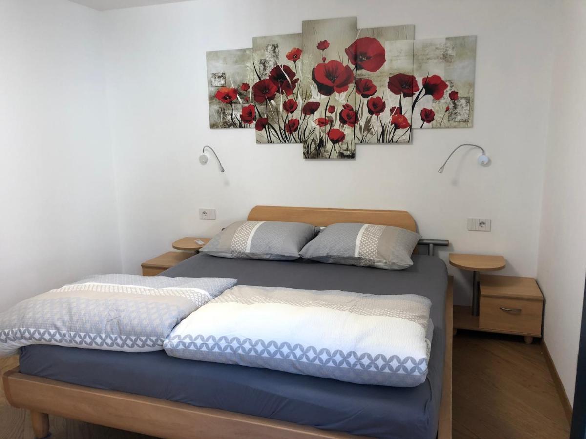 Ferienwohnung Im Zentrum Naturns Exteriör bild